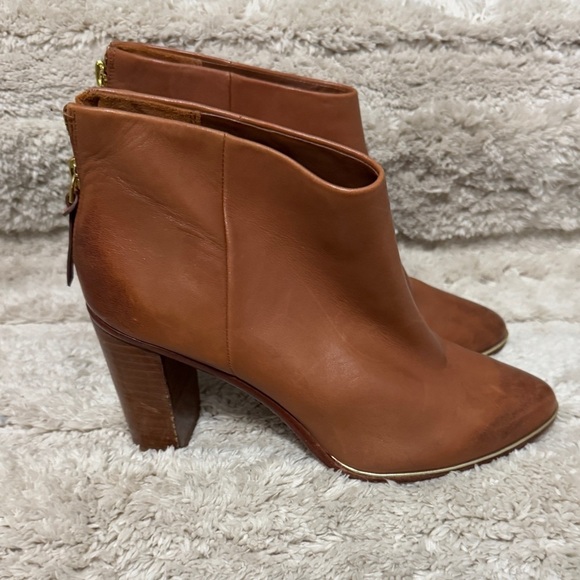 Ted Baker Lorca classy chunky ankle boots classic and chic. Quiet luxury. - Picture 7 of 8